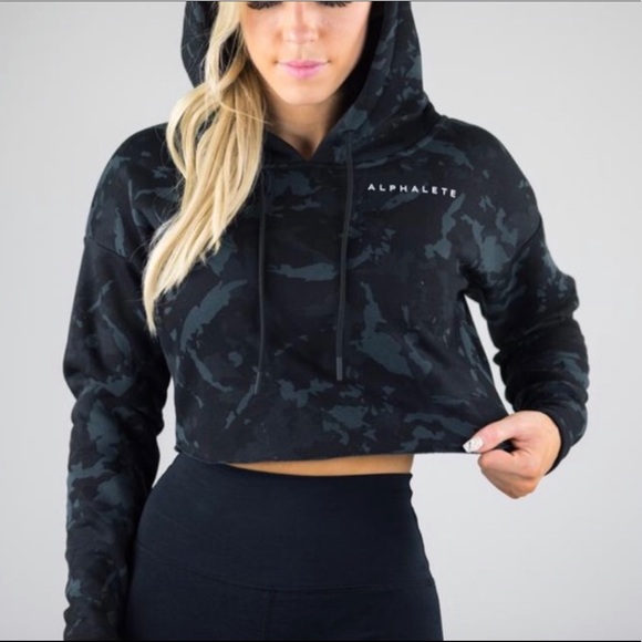 Alphalete Tops - RESERVED Alphalete Camo Cropped Hoodie